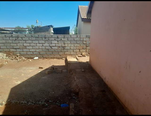 2 BEDROOM HOUSE FOR SALE IN PALM RIDGE